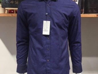 圖 杭州商務男裝尾貨批發(fā)生產廠家 深圳二手服裝鞋帽箱包